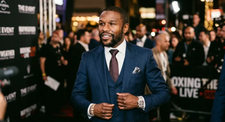 Floyd Mayweather net worth photo at public event